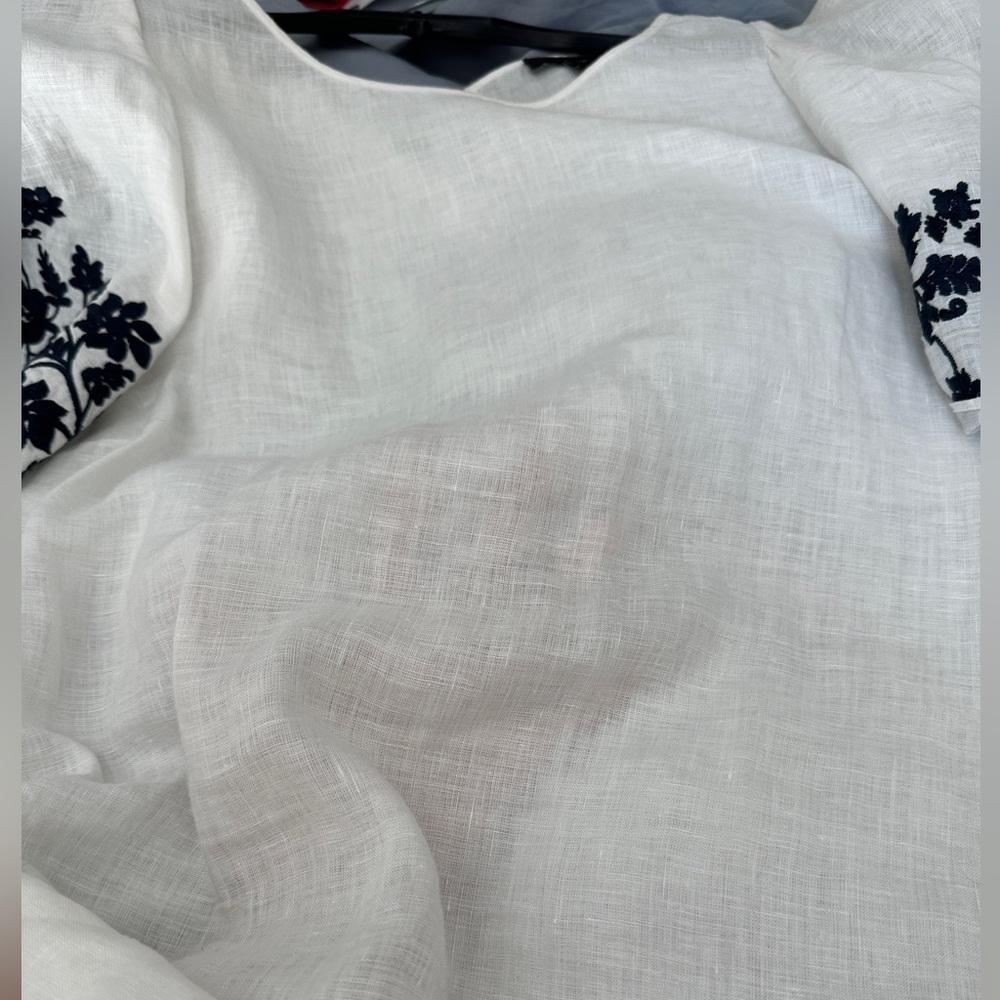J. Crew White Linen w/ navy Embroidered Flutter sleeve Blouse - Picture 6 of 6